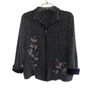 T & Company  Textured Zip Front Floral Embroidery accent Jacket. Size XL GUC